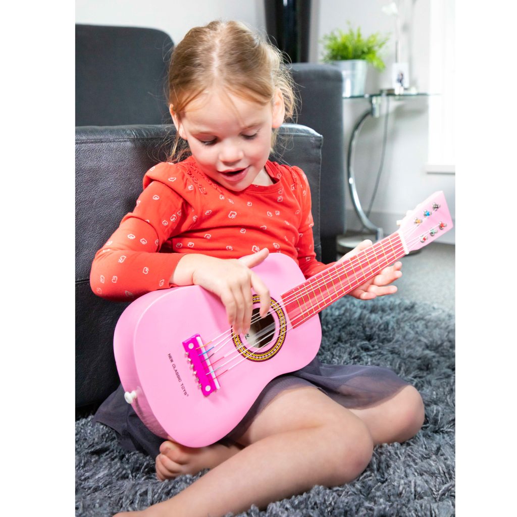 Guitare rose