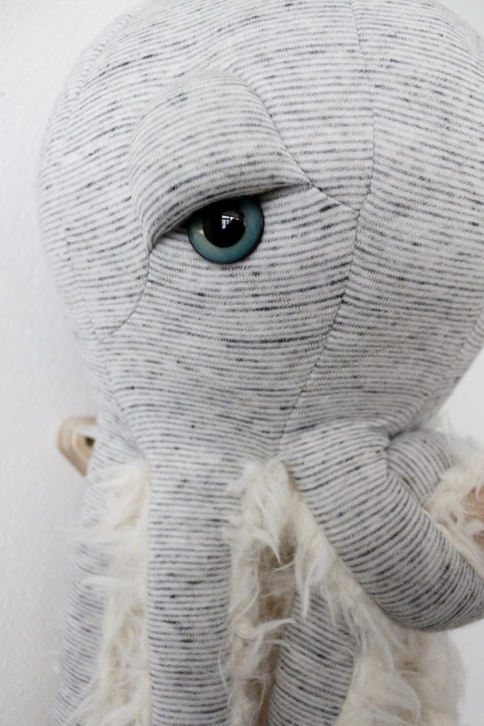 La petite pieuvre Gran Pa - Peluche en tissus cousue main