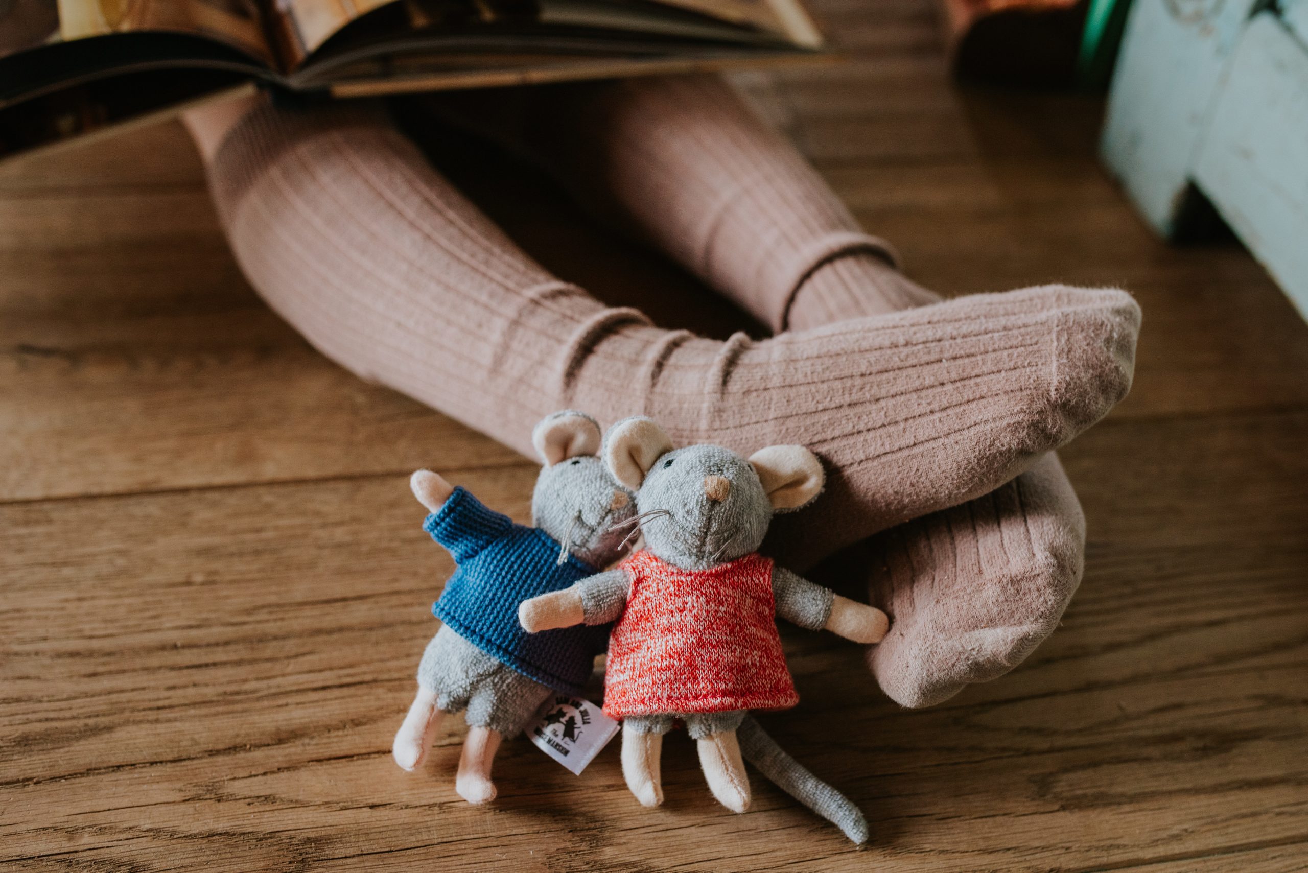 Peluche Souris Sam (12cm) - Le Manoir des souris – Image 5