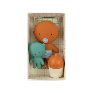 Gommu Pocket, couleur Amande, Mini poupon 10 cm avec ourson et accessoires – Image 1
