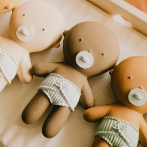 Gommu Mini-Baby en hévéa 100% naturel | Caramel – Image 4