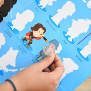 Personnages célèbres - Poster quelle histoire + 44 stickers – Image 4