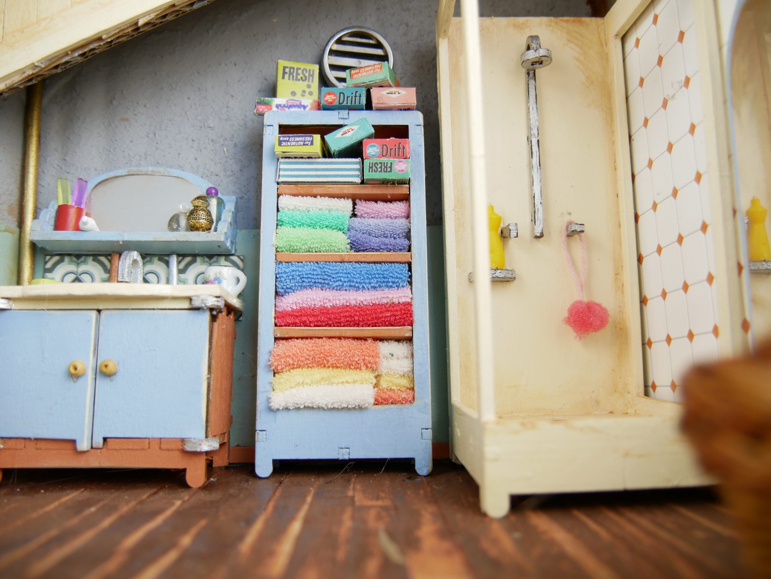 Kit de meubles - La Salle de bain du Manoir des souris – Image 5