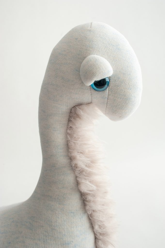 Petit diplo bleu glace - Peluche en tissus cousue main