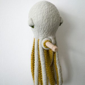 La petite pieuvre Pop - Peluche en tissus cousue main – Image 3
