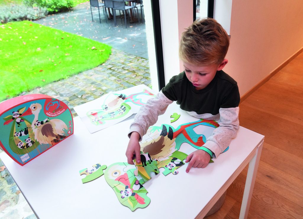 Puzzle contour cigogne, 24 pieces, 32.9 x51.9 x 0.25cm