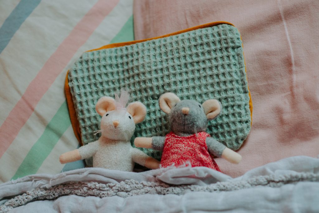 Peluche Souris Julia (12cm) - Le Manoir des souris