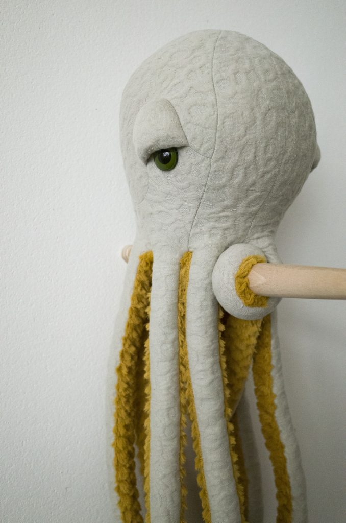 La petite pieuvre Pop - Peluche en tissus cousue main