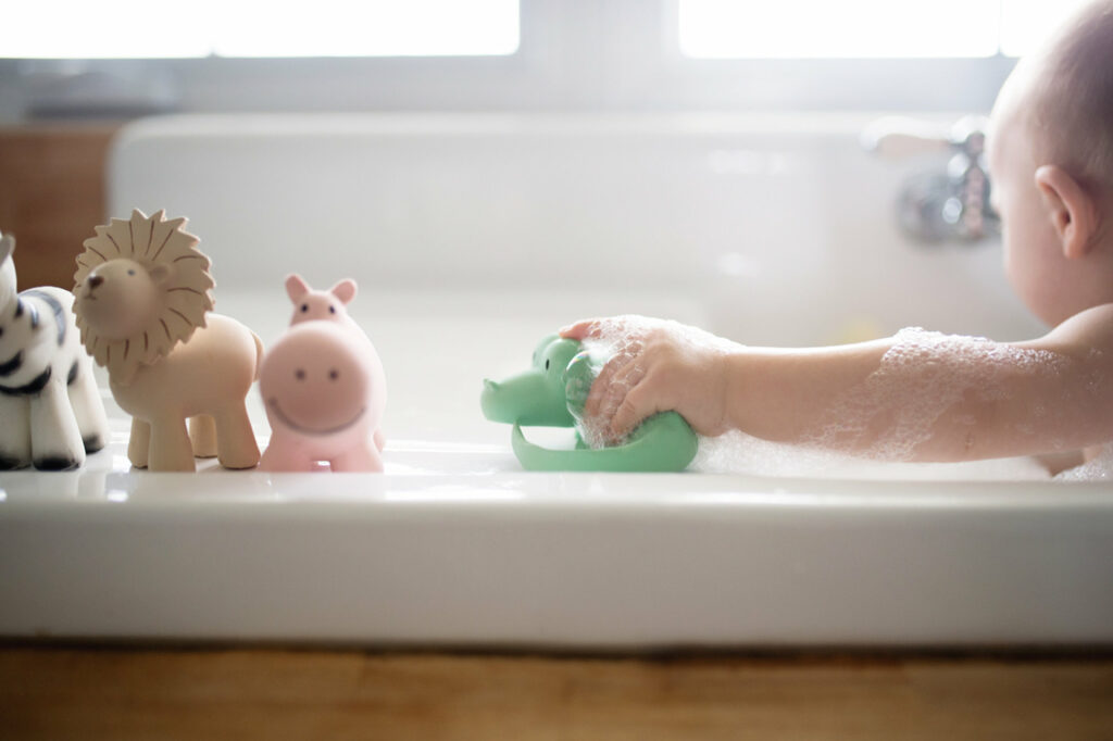 hippopotame, jeux de bain bébé