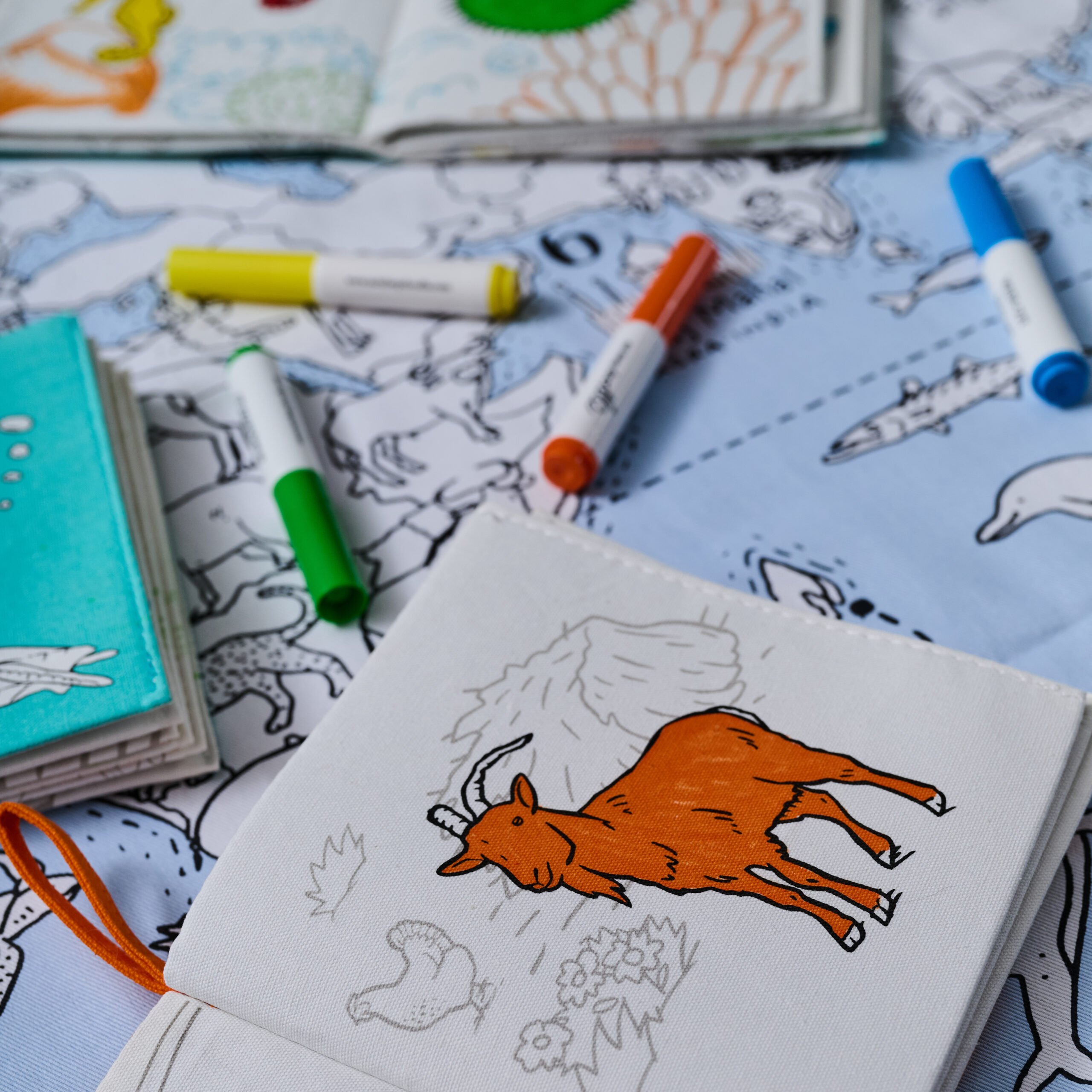 Livre de coloriage en tissu La Ferme – Lavable et réutilisable dès 1 an – Image 4