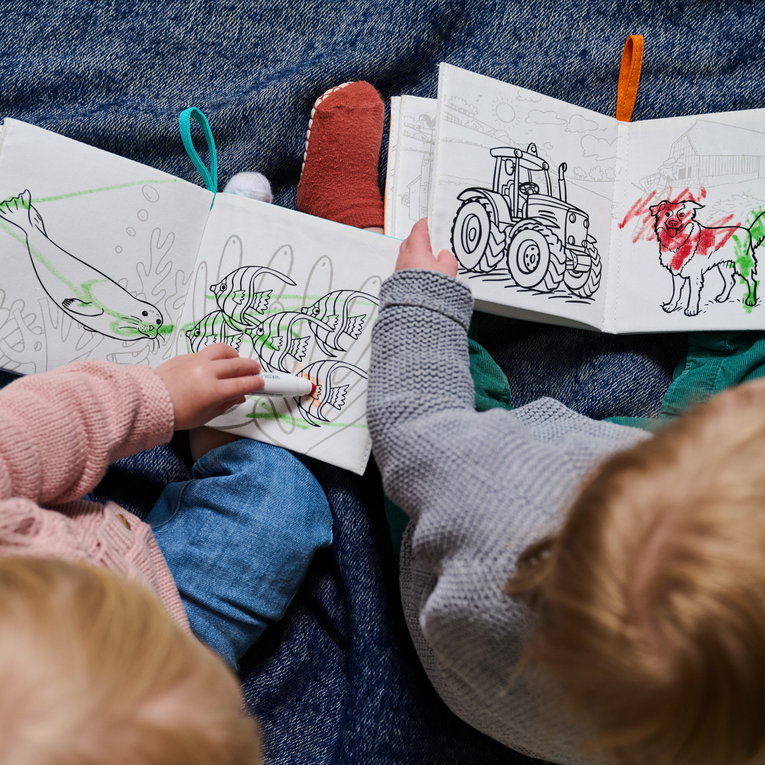 Livre de coloriage en tissu La Ferme – Lavable et réutilisable dès 1 an – Image 2