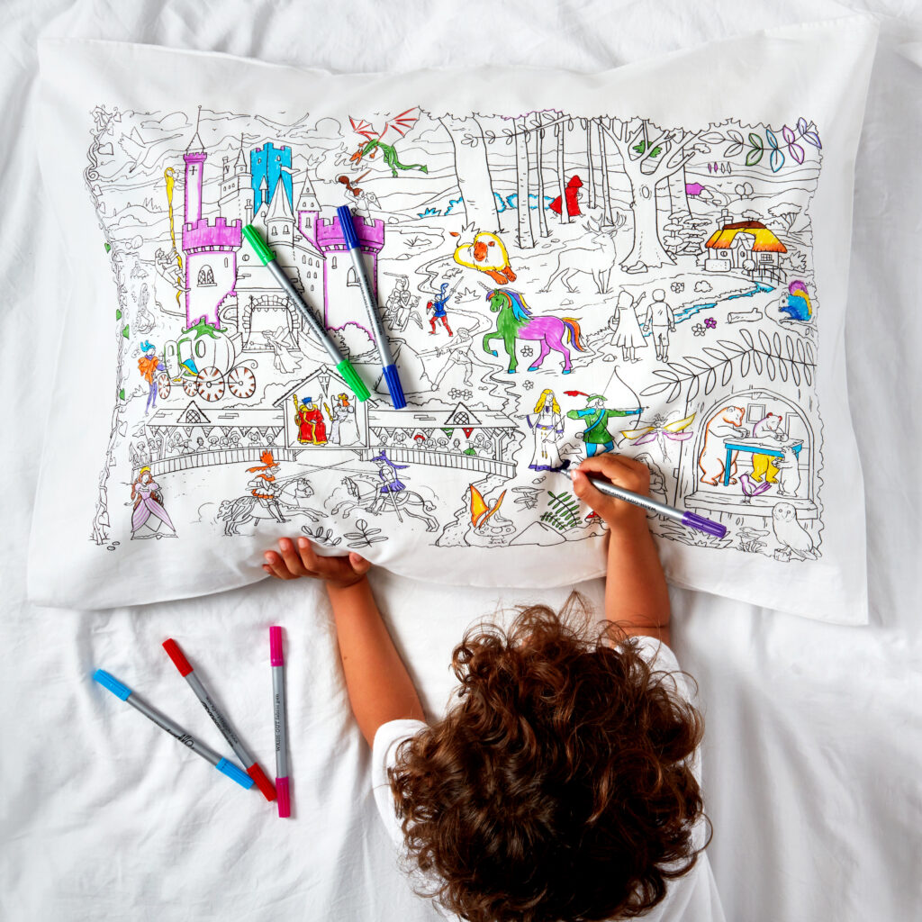 Taie d'oreiller à personnaliser à colorier, Fée