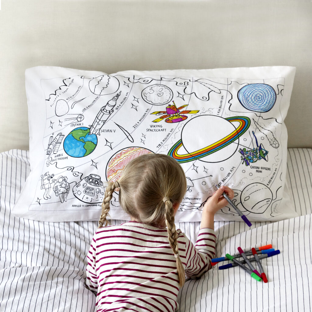 Taie d'oreiller à personnaliser, à colorier, Space