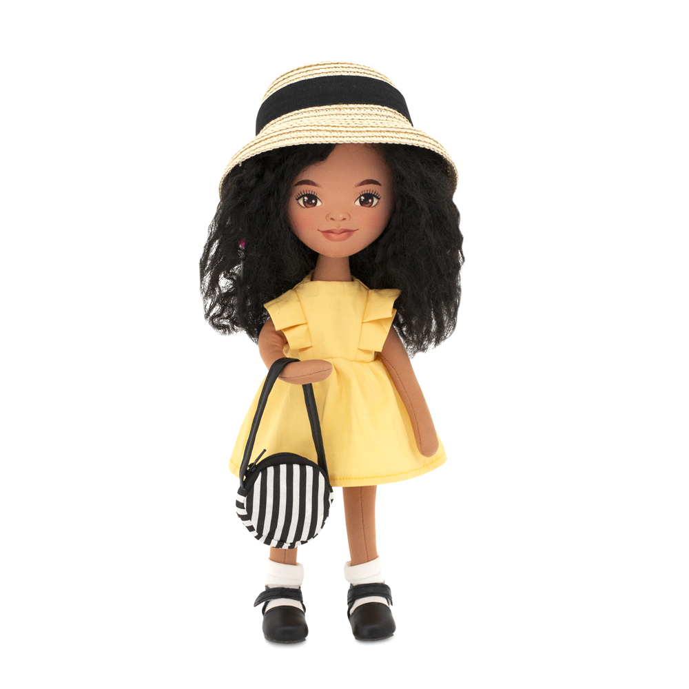 Poupée en tissus, Tina en robe jaune