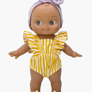 Maïa poupée Mini Pancha 27 cm avec tenue de plage rayée jaune